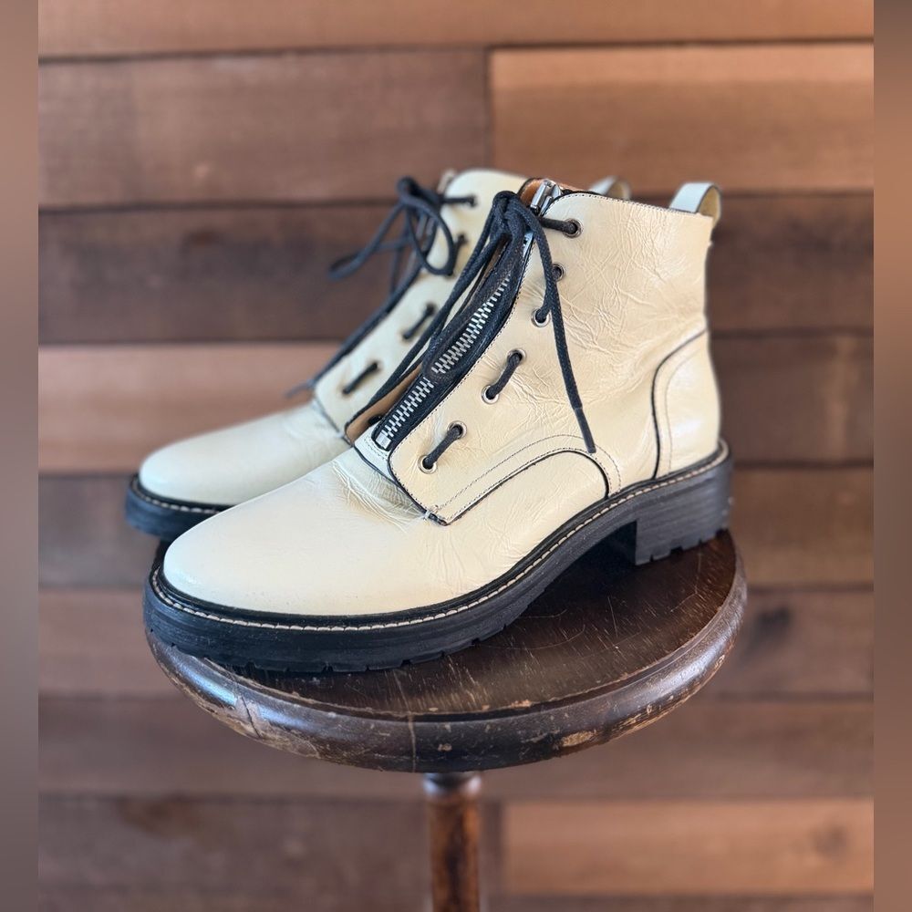 Rag-bone Women's Cream and White Boots